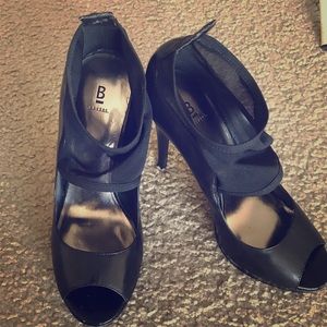 Bakers Black Heels Size 8 Leather Upper